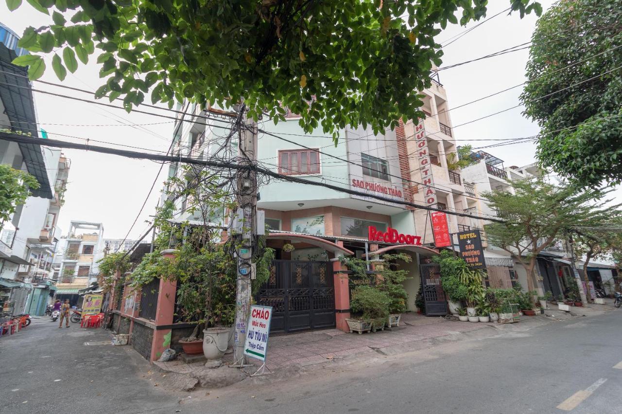 Reddoorz Near Tan Huong Market 2 Хошимін Екстер'єр фото